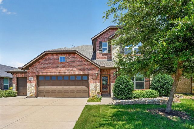 707 Southwind Drive, Arlington, TX 76002