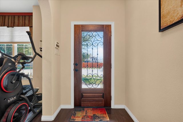 707 Southwind Drive, Arlington, TX 76002