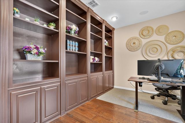 707 Southwind Drive, Arlington, TX 76002