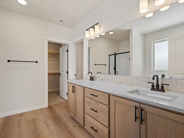 6797 S Walnut St, Spokane, WA 99224