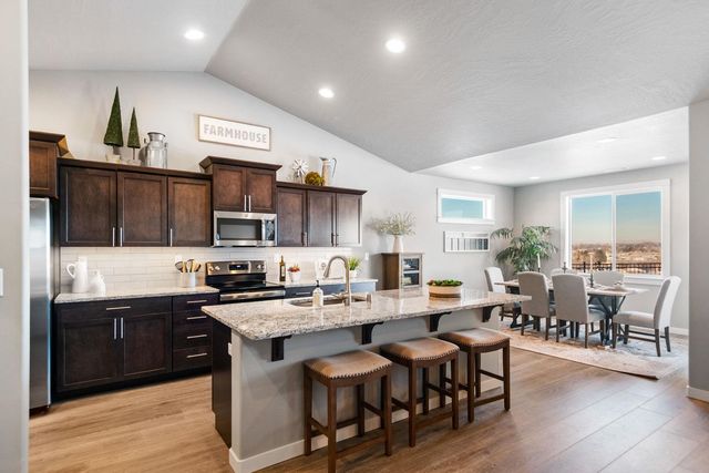 6797 S Walnut St, Spokane, WA 99224