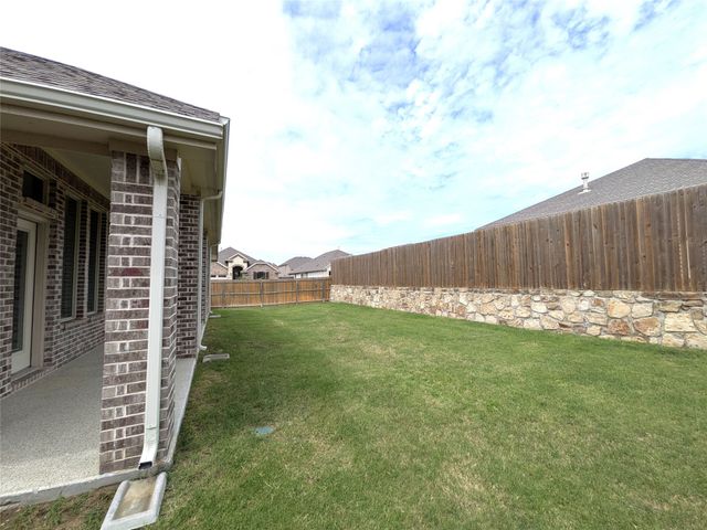 14601 Little Water Drive, Fort Worth, TX 76052
