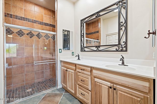 2427 S Orchard View Drive, Green Valley, AZ 85614
