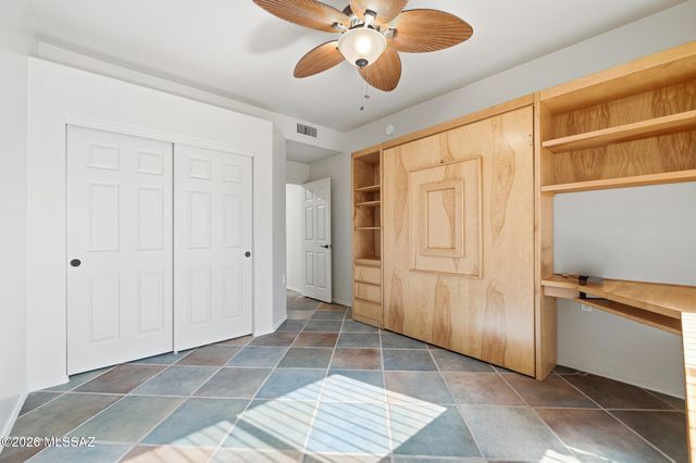 2427 S Orchard View Drive, Green Valley, AZ 85614