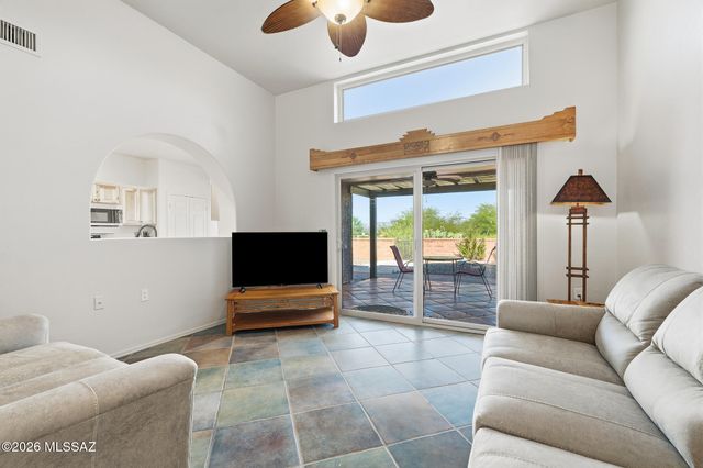 2427 S Orchard View Drive, Green Valley, AZ 85614