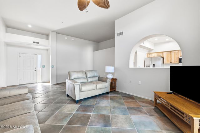 2427 S Orchard View Drive, Green Valley, AZ 85614