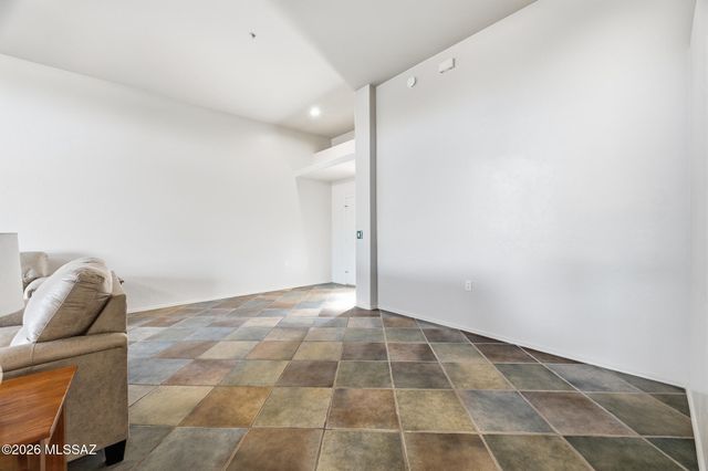 2427 S Orchard View Drive, Green Valley, AZ 85614