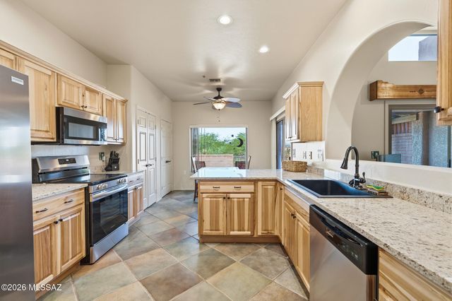 2427 S Orchard View Drive, Green Valley, AZ 85614