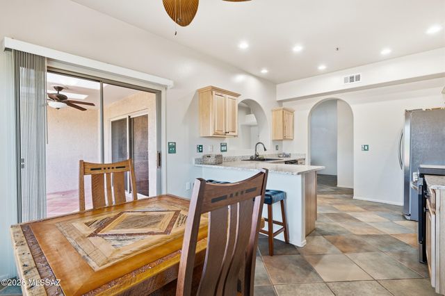 2427 S Orchard View Drive, Green Valley, AZ 85614