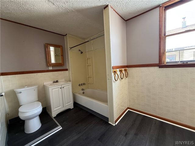 66 Dempster Street, Buffalo, NY 14206