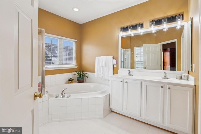 9327 HUNDITH CT, Lorton, VA 22079