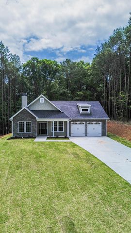 2013 Deer Crossing, Rocky Face, GA 30740