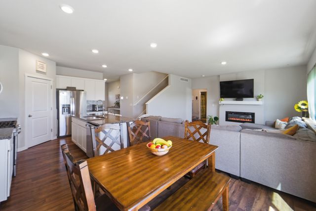 3201 NW Westwood Street, Ankeny, IA 50023