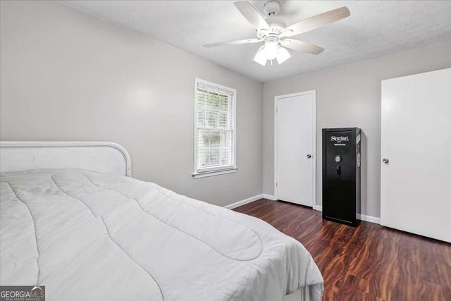 16 Hardin Drive SE, Silver Creek, GA 30173