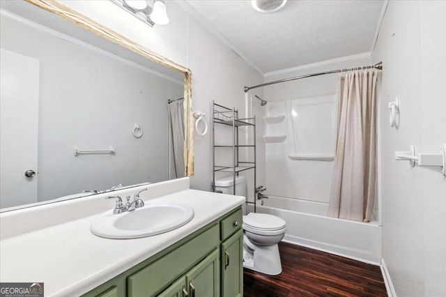 16 Hardin Drive SE, Silver Creek, GA 30173