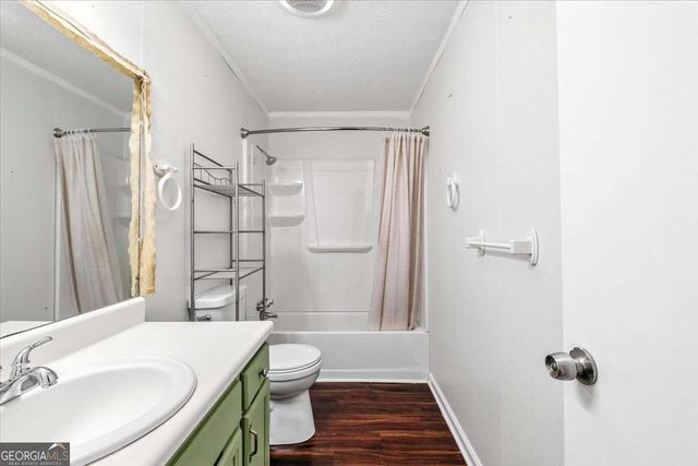 16 Hardin Drive SE, Silver Creek, GA 30173