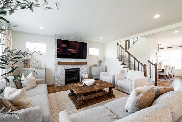7852 Preserve PARKWAY, Mequon, WI 53097