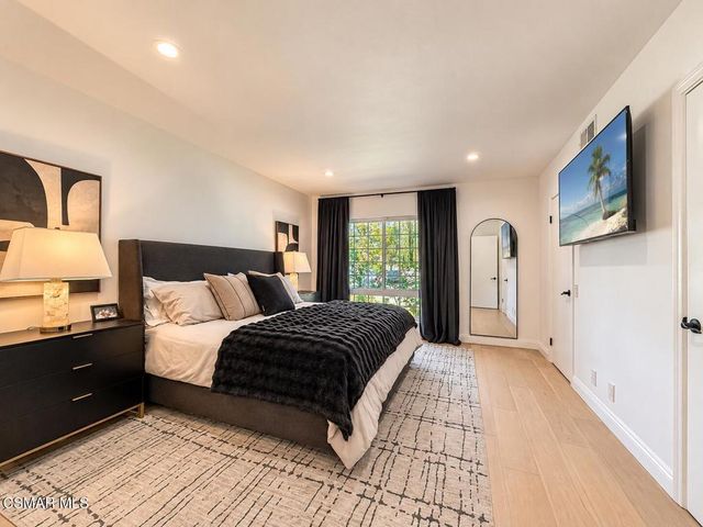 1143 Greenfield Street, Thousand Oaks, CA 91360