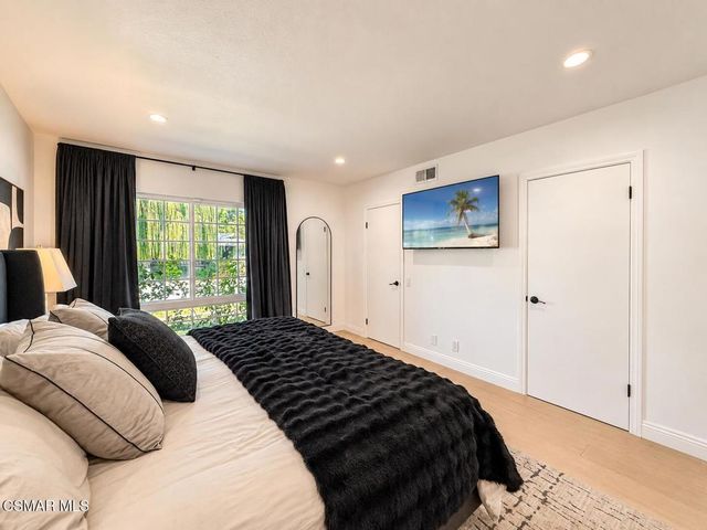 1143 Greenfield Street, Thousand Oaks, CA 91360
