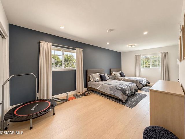 1143 Greenfield Street, Thousand Oaks, CA 91360
