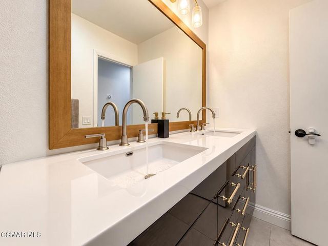 1143 Greenfield Street, Thousand Oaks, CA 91360