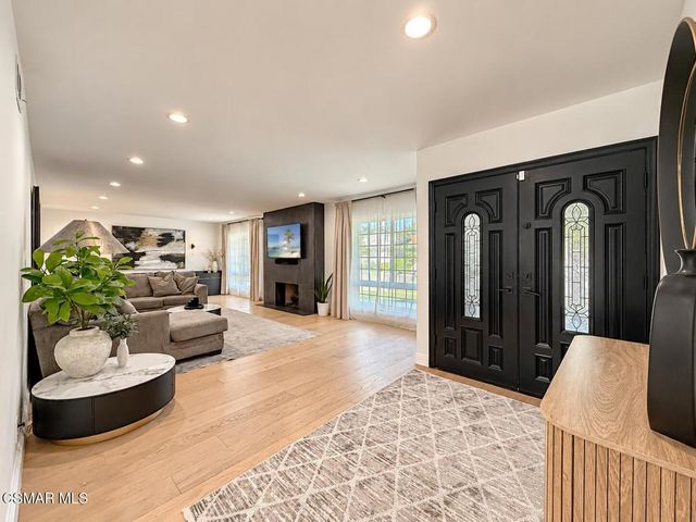 1143 Greenfield Street, Thousand Oaks, CA 91360