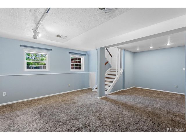 1495 S Biscay Ct, Aurora, CO 80017