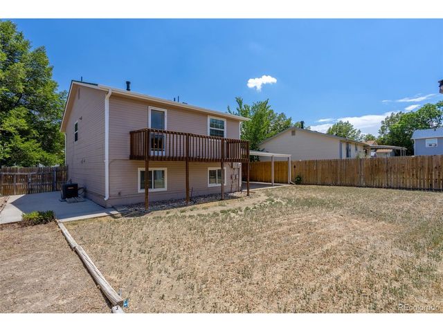 1495 S Biscay Ct, Aurora, CO 80017