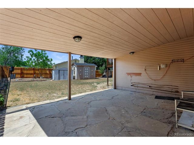 1495 S Biscay Ct, Aurora, CO 80017