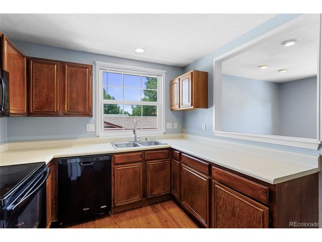 1495 S Biscay Ct, Aurora, CO 80017