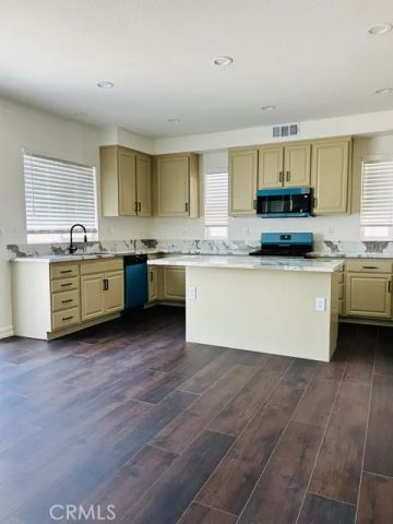 29050 Alicante, Moreno Valley, CA 92555
