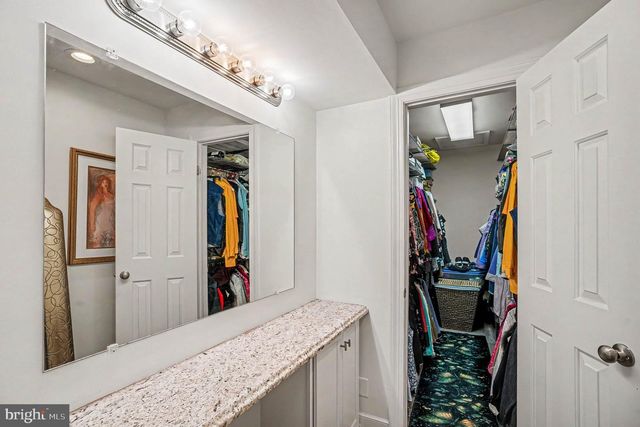 944 HEDGEROW CT, Blue Bell, PA 19422