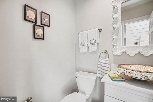 944 HEDGEROW CT, Blue Bell, PA 19422