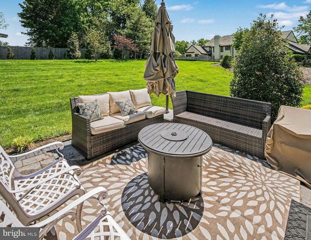 944 HEDGEROW CT, Blue Bell, PA 19422