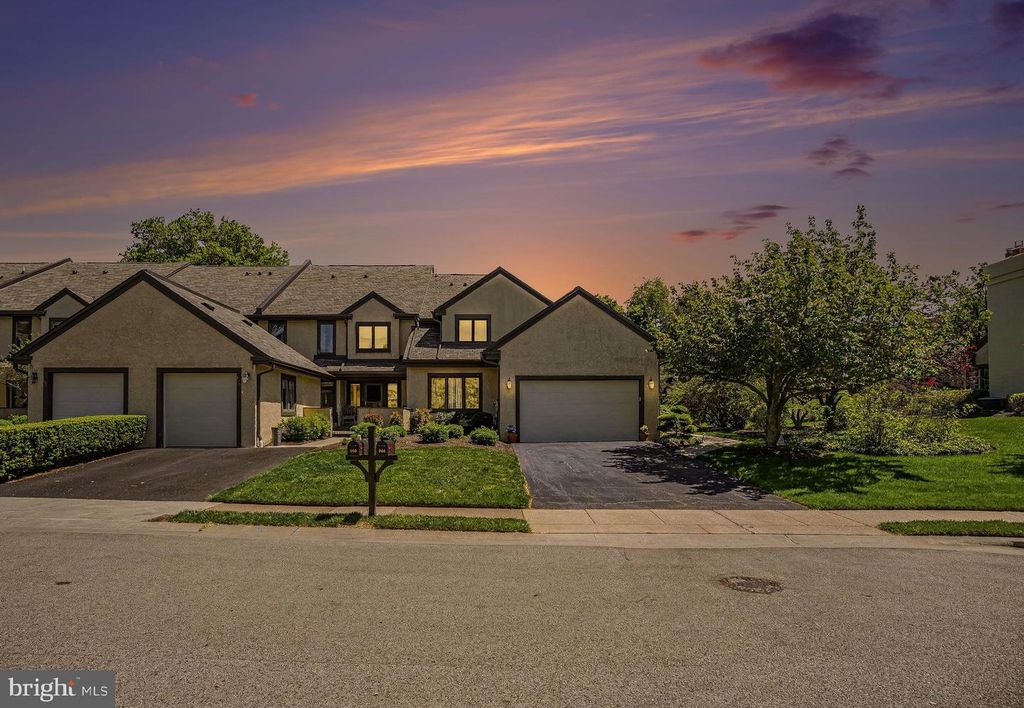 944 HEDGEROW CT, Blue Bell, PA 19422