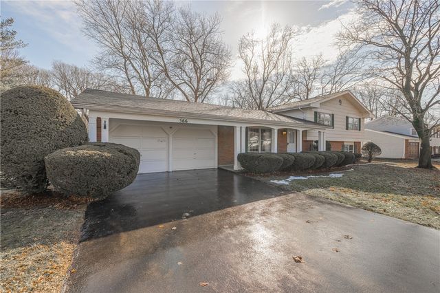 566 Black Walnut Drive, Greece, NY 14615