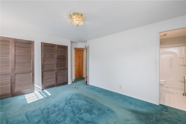 566 Black Walnut Drive, Greece, NY 14615