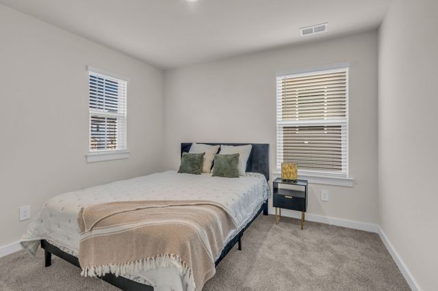 4200 Skyridge Dr, Nashville, TN 37207