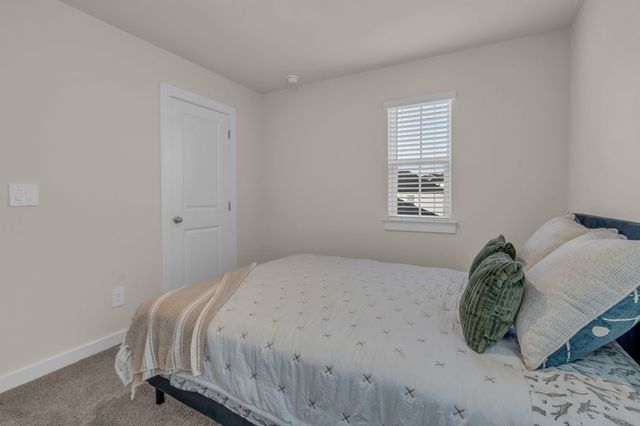 4200 Skyridge Dr, Nashville, TN 37207