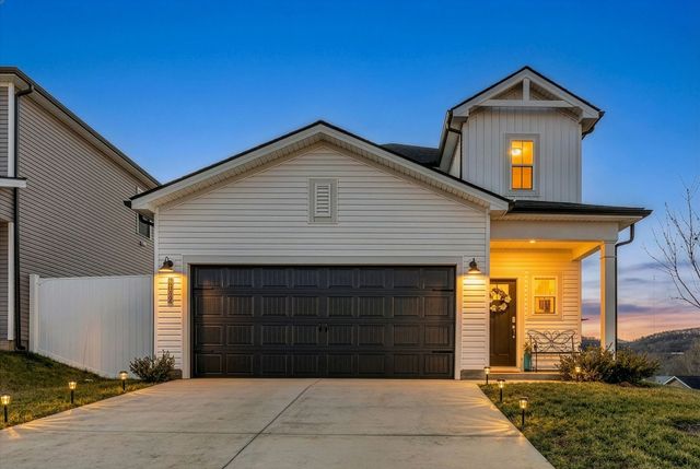 4200 Skyridge Dr, Nashville, TN 37207