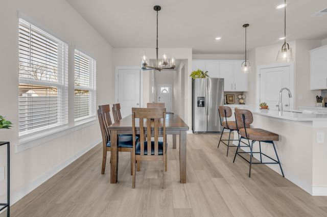 4200 Skyridge Dr, Nashville, TN 37207