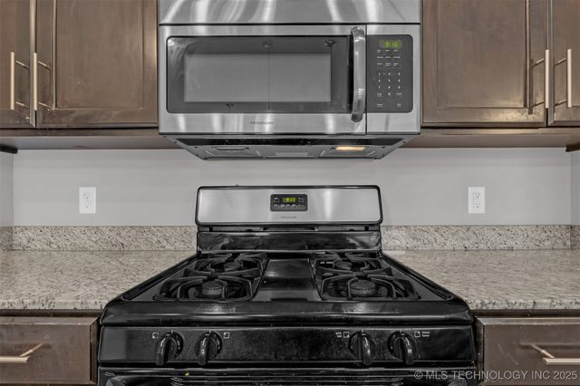 15304 E 110th Street N, Owasso, OK 74055