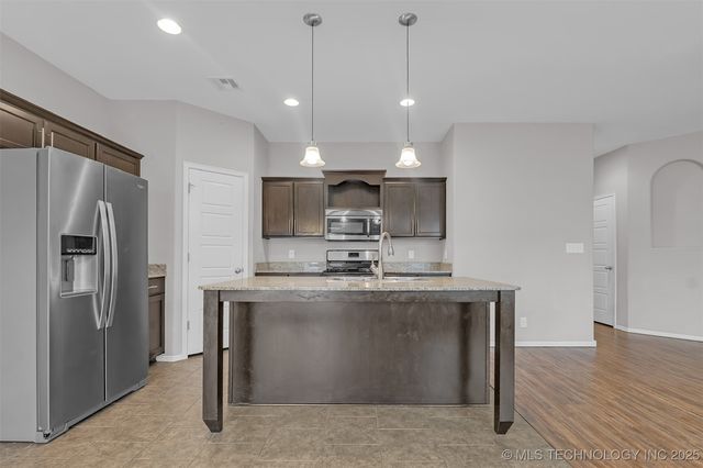 15304 E 110th Street N, Owasso, OK 74055