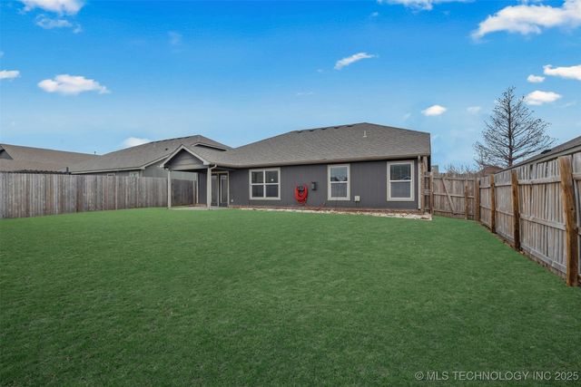 15304 E 110th Street N, Owasso, OK 74055