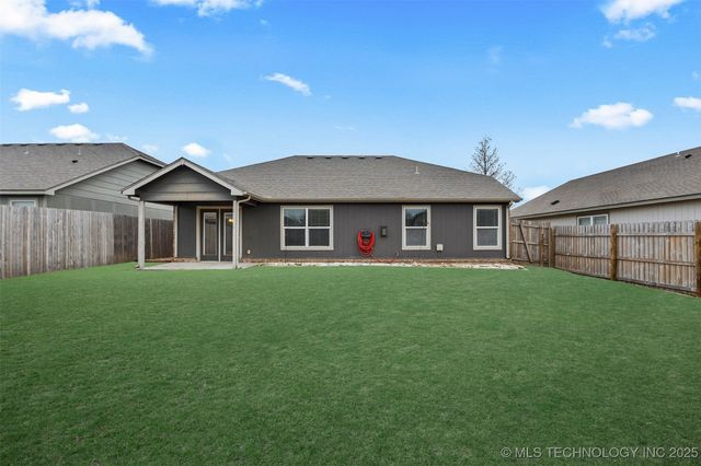 15304 E 110th Street N, Owasso, OK 74055