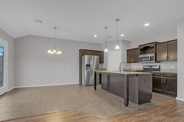 15304 E 110th Street N, Owasso, OK 74055