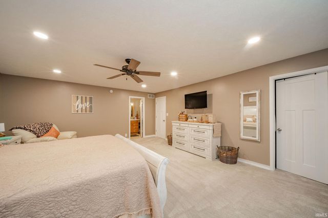 1710 E 22nd Street, Muncie, IN 47302