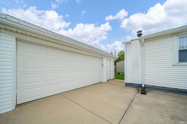 1710 E 22nd Street, Muncie, IN 47302