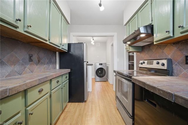 742 Washington Park Apt C1, Norfolk, VA 23517