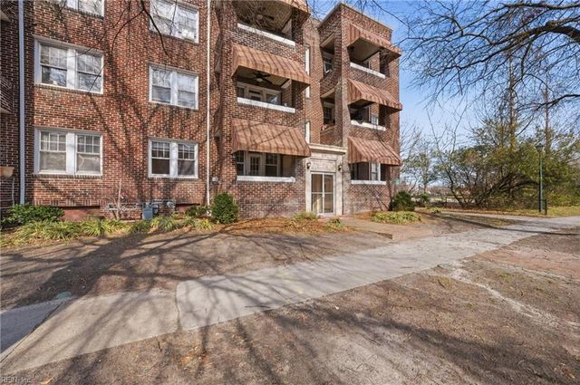 742 Washington Park Apt C1, Norfolk, VA 23517